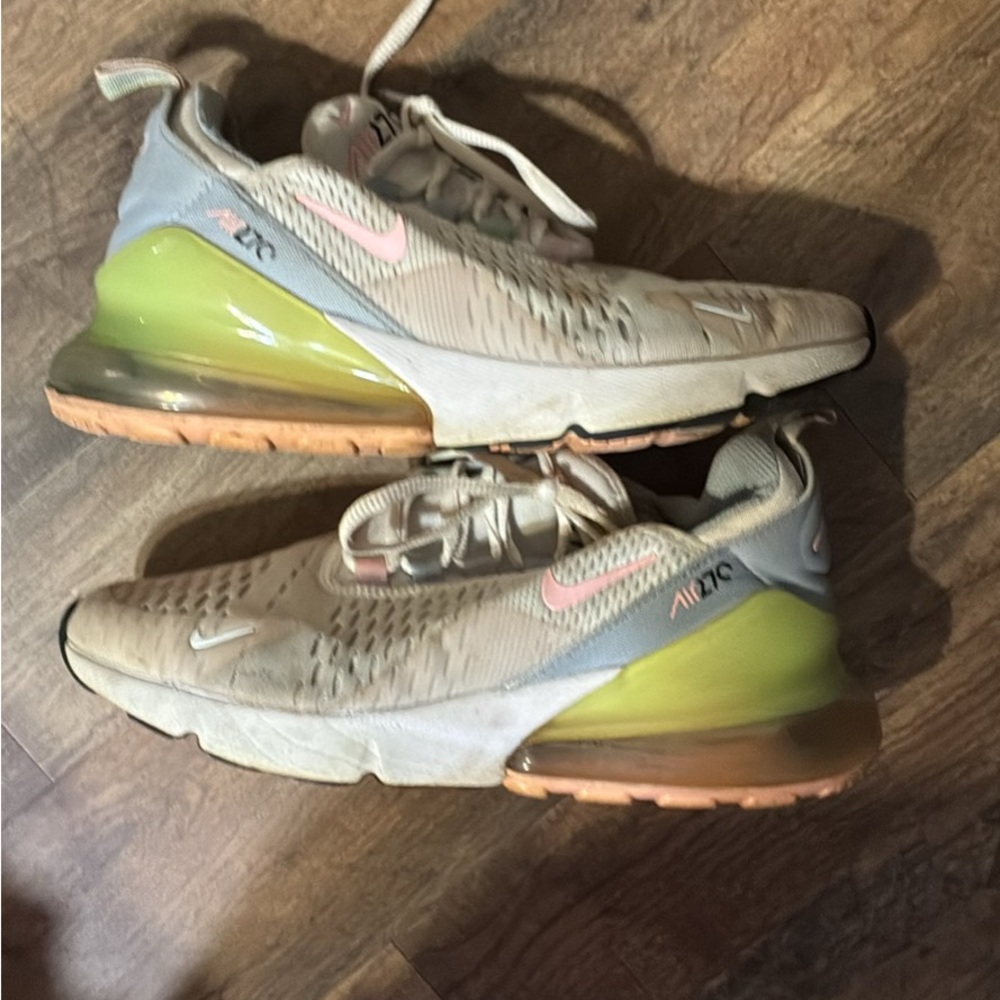 Nike Air Max 270 Beige and Green Sneakers